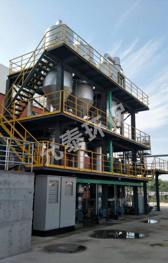 135t/D物化高鹽廢水  三效強(qiáng)制循環(huán)蒸發(fā)器成套系統(tǒng)